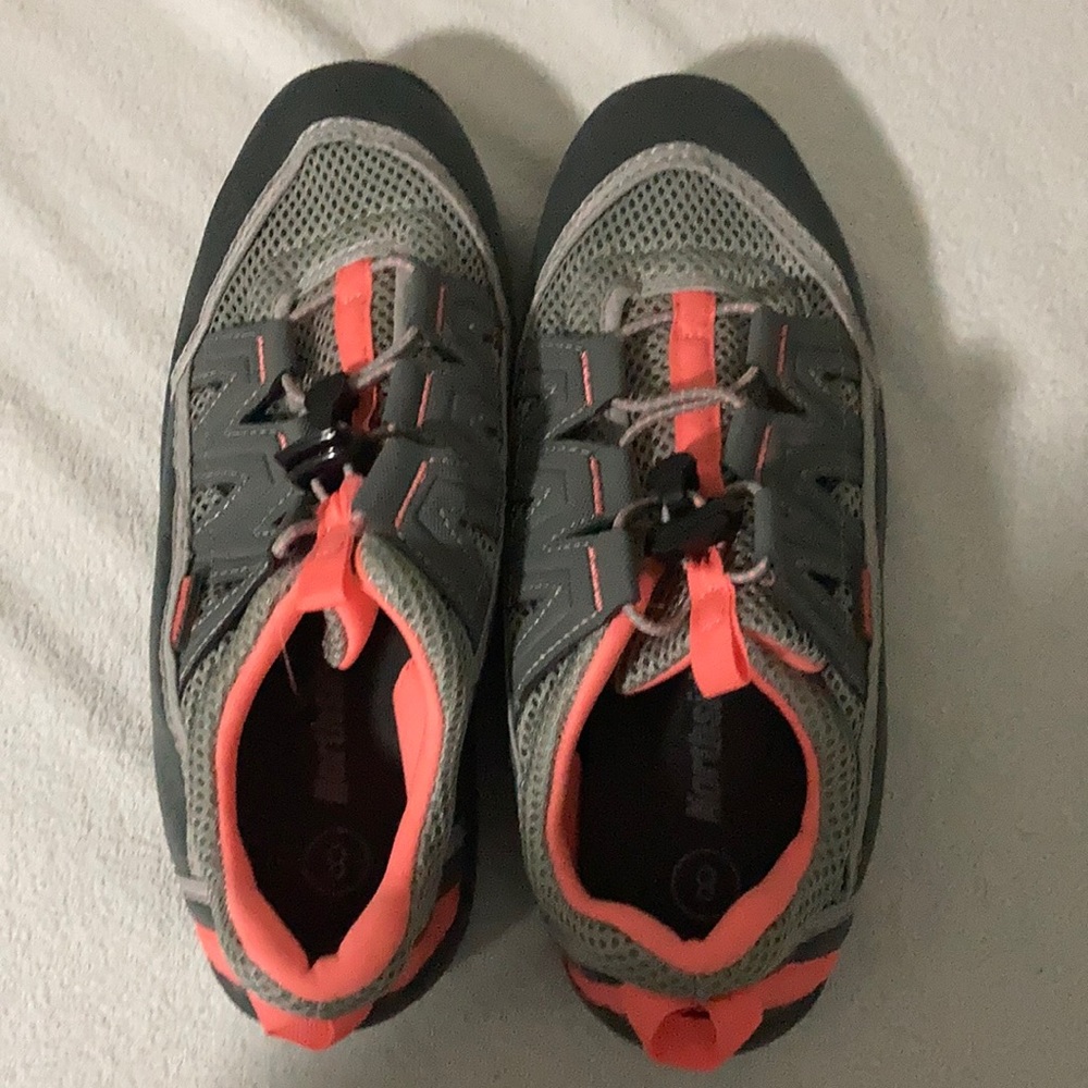 Pink and grey water shoes, keep your feet from being cut up, in great condition
